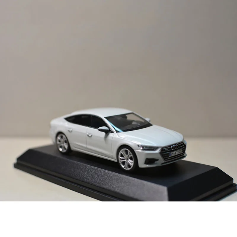 

diecast 1:43 Alloy Toy Sports A7 Car Model Of Children's Toy Cars Original Authorized Authentic Kids Toys