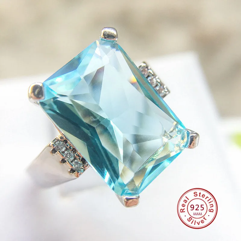 8929200312_1855493802