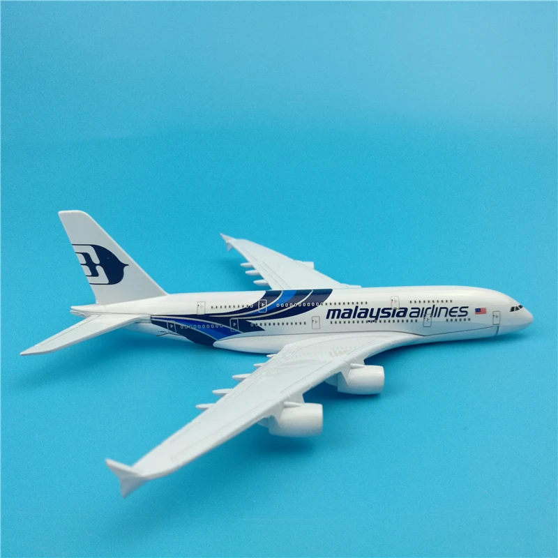 16 см A380 Малайзия модель самолета Malaysia Airlines Аэробус авиации Сложите синие крылья