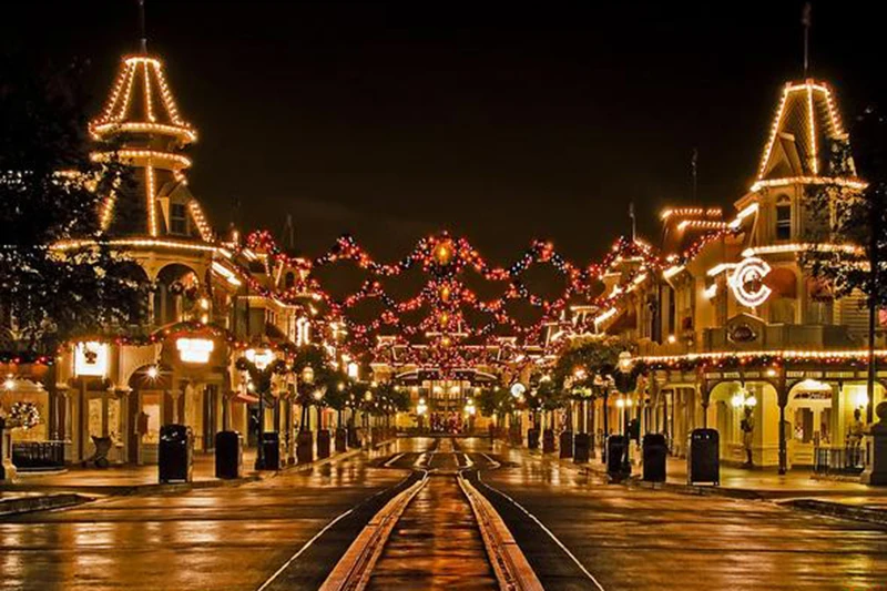 christmas-17_590x