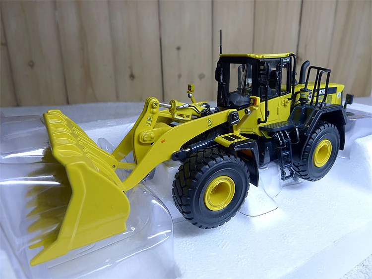 

1:50 8001 WA470 loader excavator model alloy engineering vehicle model Alloy collection model