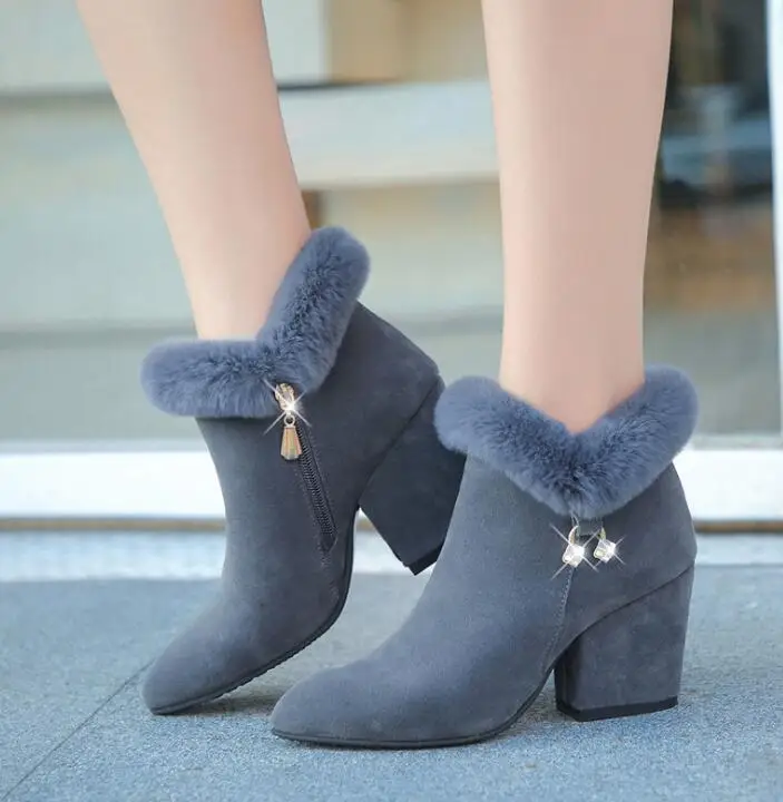Г., зимняя модная женская обувь женские ботинки ботильоны на высоком квадратном каблуке с острым носком и искусственным мехом, модные теплые роскошные женские ботинки femini