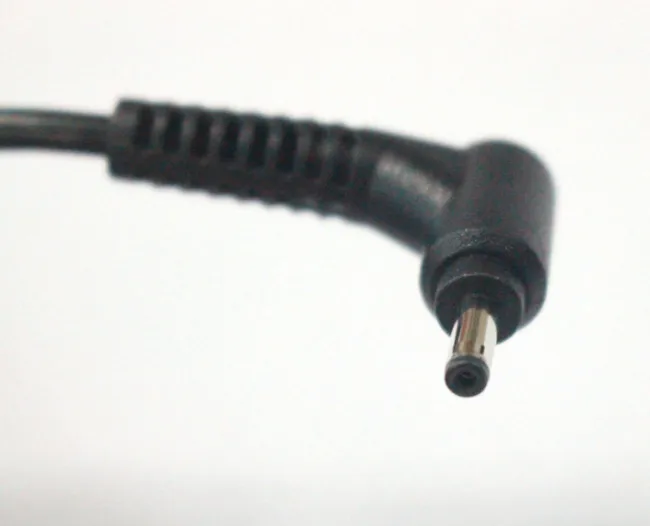 SAMAUNG 19V2.1A905s3g 530u3c