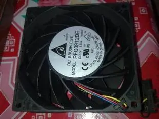 

Delta PFC0912DE 12V 4.32A 9238mm Violent Cooling fan s Server Cooling fan s-