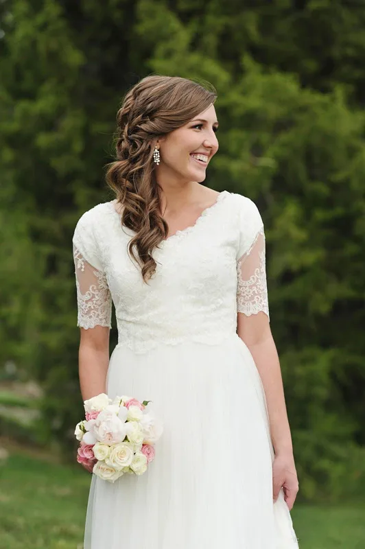 a-line-lace-tulle-beach-modest-wedding-dresses (3)_