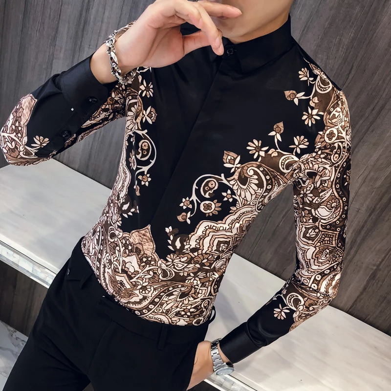 

2018 autumn new European retro printing tide men's long-sleeved shirt Slim Korean hair stylist personality men's shirt