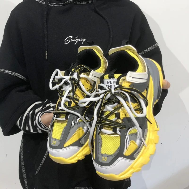 Harajuku/модные кроссовки для папы Kanye West; светильник; дышащая мужская повседневная обувь на шнурках; zapatillas hombre Triples Tenis Masculino