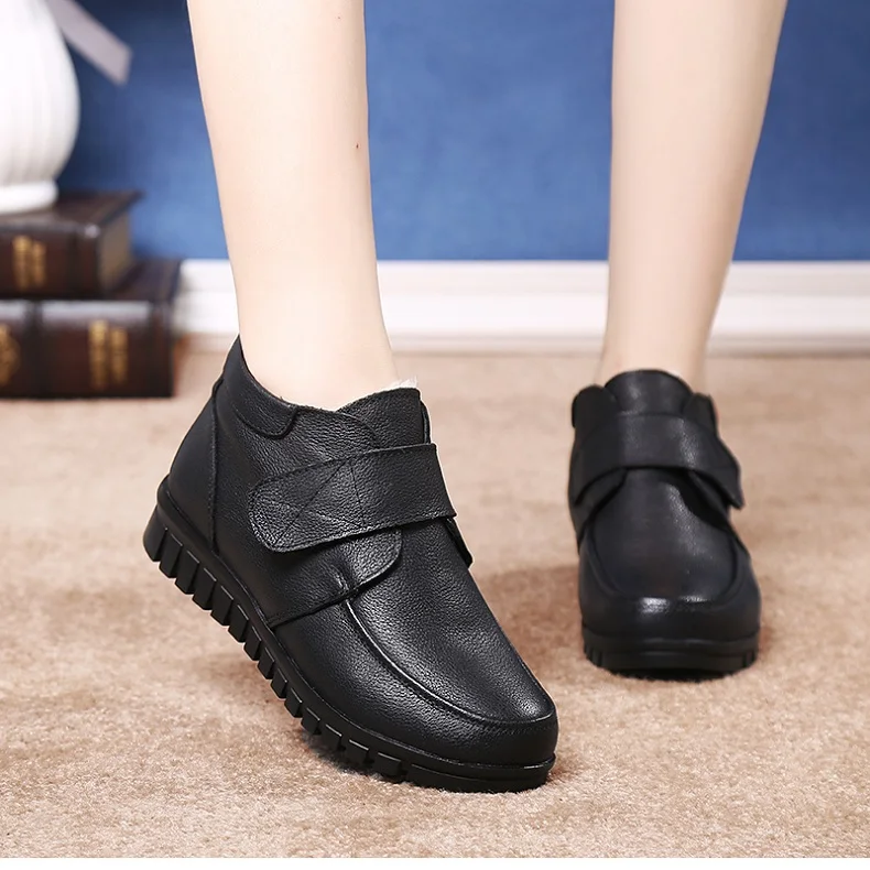 DRKANOL Fashion Genuine Leather Round Toe Women Snow Boots Winter Flat Ankle Boots Women Cotton Shoes Plush Warm Botte Femme