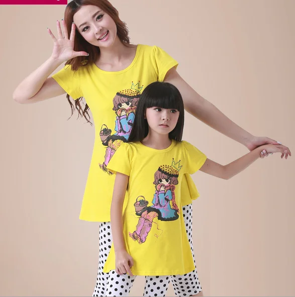 

matching mother daughter clothes Family fitted summer cotton t-shirt + Polka Dot Pants 2pcs Sets fashion cartoon Children's Sets