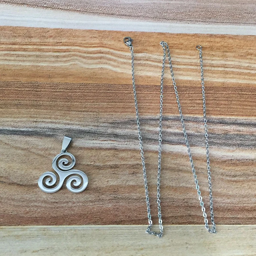 HOBBORN Trendy Teen Wolf Women Necklace Stainless Steel Triskele Triskelion Allison Argent Men Pendants & Necklaces Jewelry Gift HOBBORN Trendy Teen Wolf Women Necklace Stainless Steel Triskele Triskelion Allison Argent Men Pendants & Necklaces Jewelry Gift