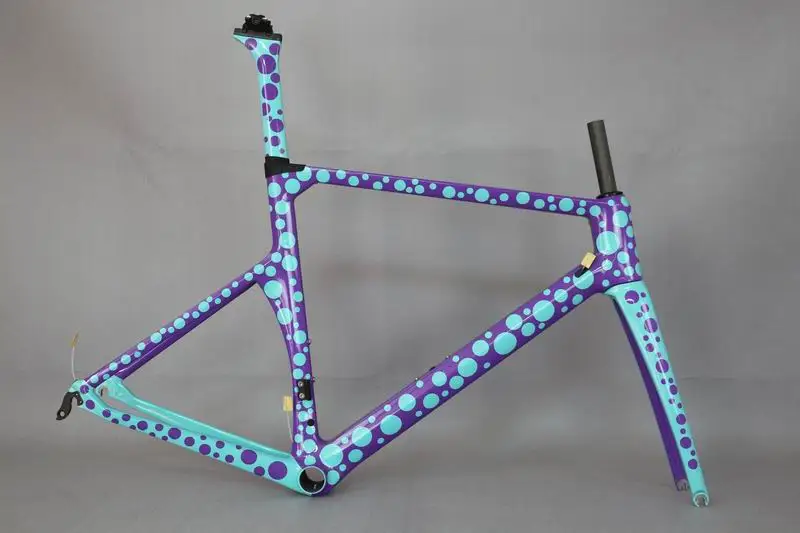 

wholsale carbon bike frame , custom paint frame . no tax carbon frame . aero road frame