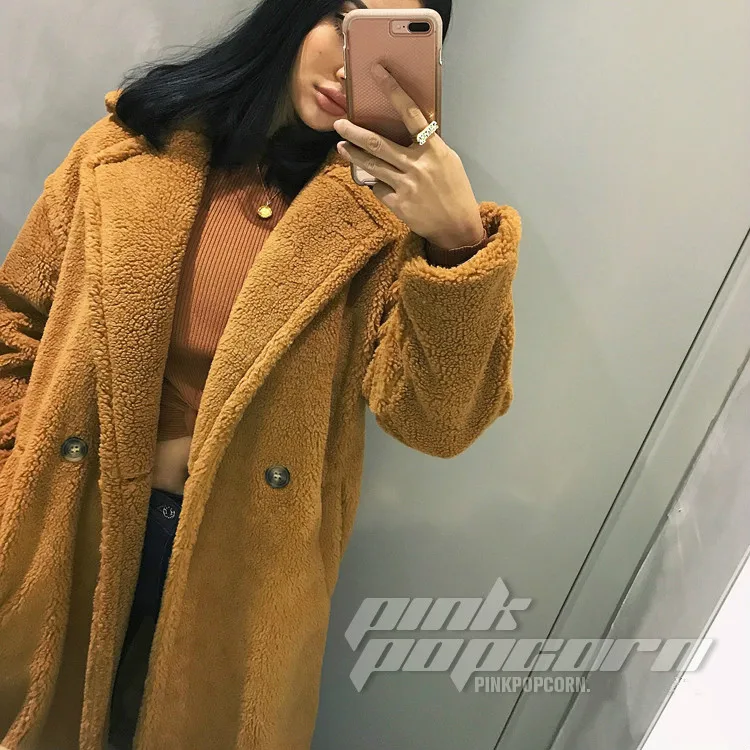 

Women Winter Warm Lamb Wool Coat Long Faux Fur Coat Elegant Oversized Faux Fur Jacket Furry Outerwear Lapel Collar Woollen Coat