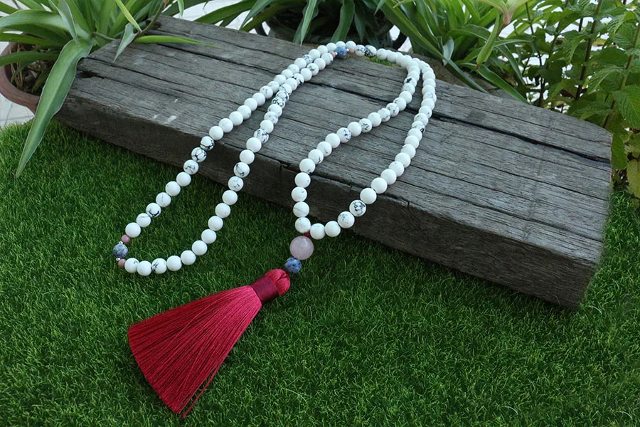 8 мм Howlite Mala бусы ожерелье, успокаивающее и спокойное терпение JapaMala, Йога, 108 шарик мала, Mala ювелирные изделия, Mala молитвенные бусы