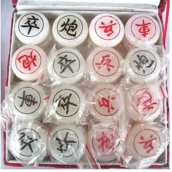 

Natural white jade carved jade ornaments * China chess