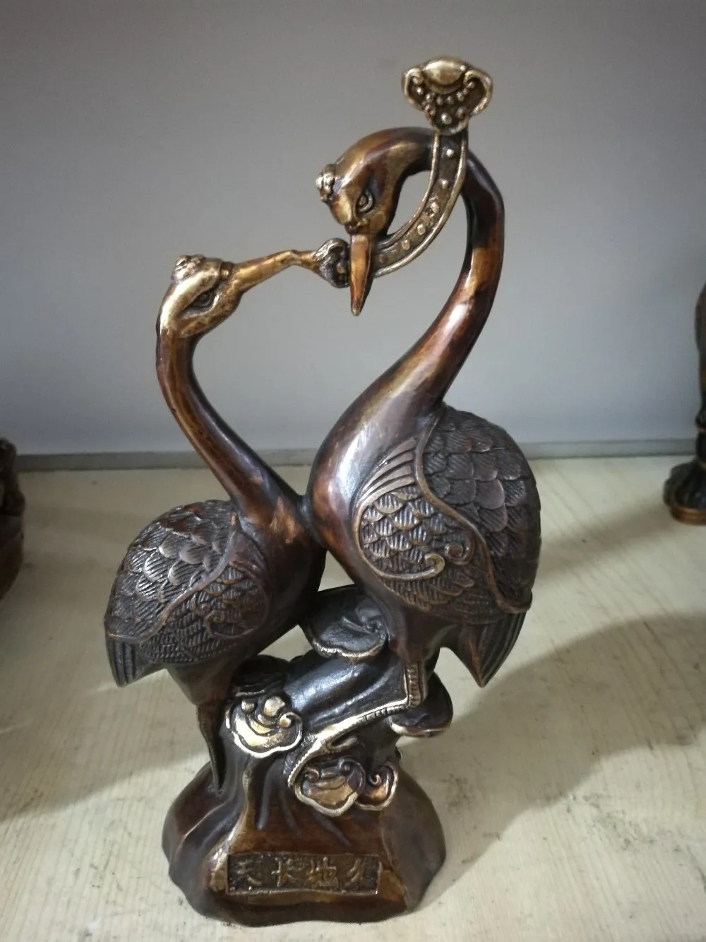 

TNUKK Antique bronze Pure copper gilt bronze ornaments Songhe enduring as the universe