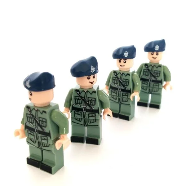 

4PCS/SETS PTU patrol squad Original Blocks Educational Toys Swat Police Military Weapons Gun Model City Accessories Mini figures