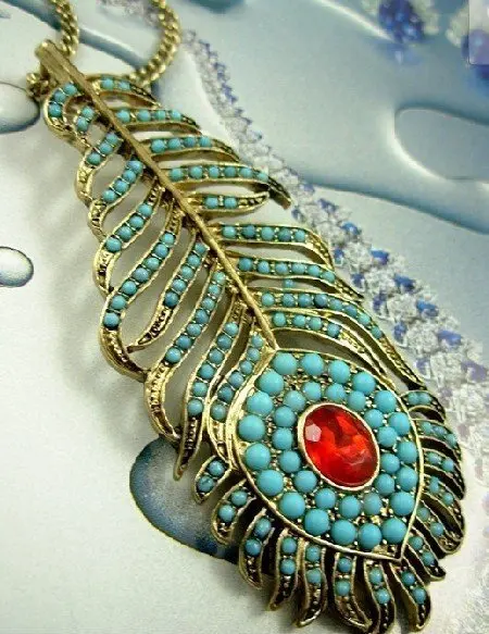 

Free Shipping Gorgeous Peacock Feather Pendant Necklace N105