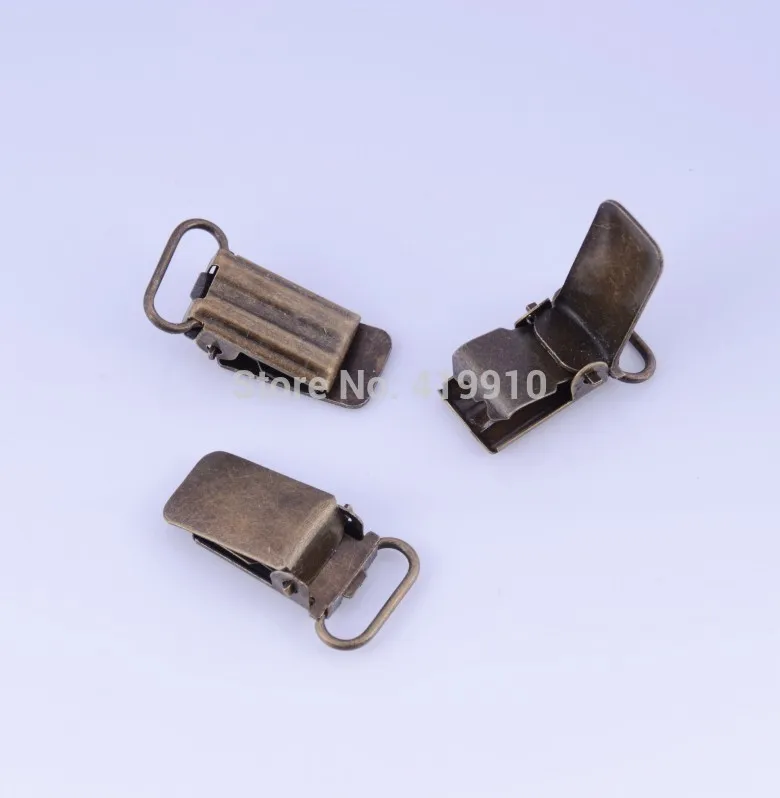 

20pcs Ancient Bronze Metal Suspender Pacifier Clips Without Plastic Ribbon Craft Sewing Tool 18x34mm D2736