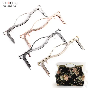 

27cm Metal Purse Frame Handle DIY Kiss Lips Clasp Lock for Women Clutch Handmade Handbag Hardware Antique Bronze Bag Accessories