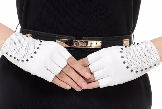 Женские перчатки из овчины без пальцев в стиле рок-панк с заклепками, кожаные перчатки для вождения - Цвет: women white