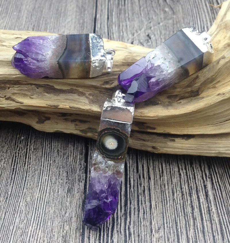 

YA2770 Natural Amethys Druzy Geode Pendant