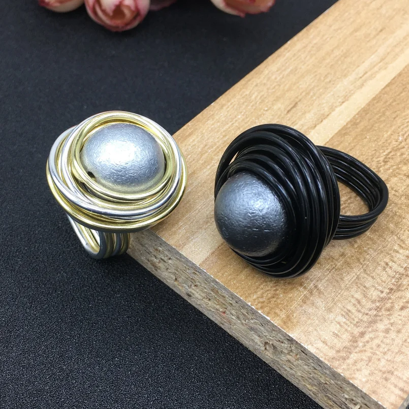 MANILAI Unique Handmade Simulated Pearl Rings For Women Fashion Jewelry Wire Spira Acrylic Bead Vintage Finger Rings 2018