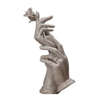 

Wedding Gifts Modern Love Hand hold Roses Status Figurines Creative living Room Wine Cabinet Decor Retro Crafts Decoration Gifts