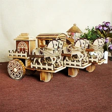 HAOCHU Retro Music Box Wooden Mechanical Carriage Clockwork Style Toy Personality Birthday Gift Home Decoration Crafts