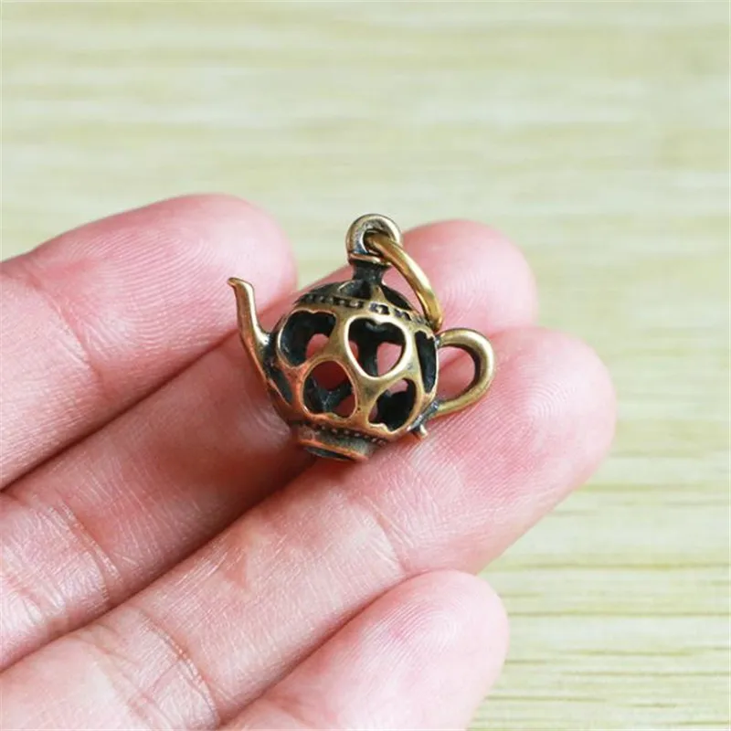 

Fashion Creative Key Chain Ring Heart-shaped Keychain Handmade brass retro 3D Flagon Pendant Gift jewelry accessories Chaveiro
