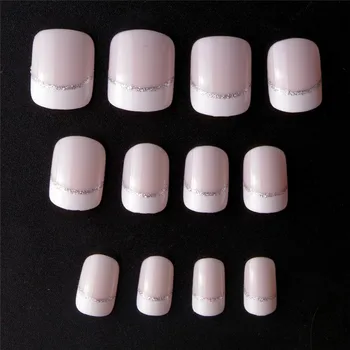 

24Pcs Beauty Light White Short French Fake Nails Full Cover European Simple Manicure Cold Oval faux ongle naturelle for Office