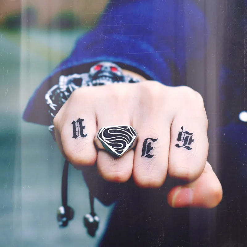 

BEIER New Superman S Logo Super Hero Jewelry Stainless Steel Movie Ring Wholesale Factory Price WR8-116