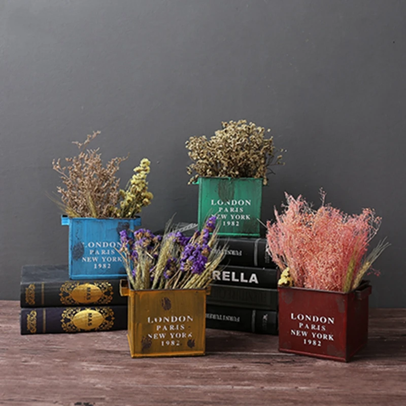 Goede Vintage Metalen Ambachtelijke Interieur Retro Ijzeren Bloempot Asbak Roken voor Rokers Office Desktop Decor Inrichting Thuis Craft