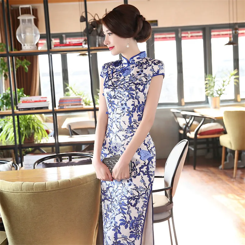 

Graceful Blue and White Porcelain Chinese Traditional Qipao Dress Long Formal Evening Dress Short Sleeves Roupas Feminina