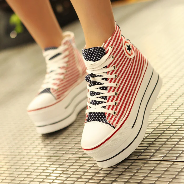max star converse wedges