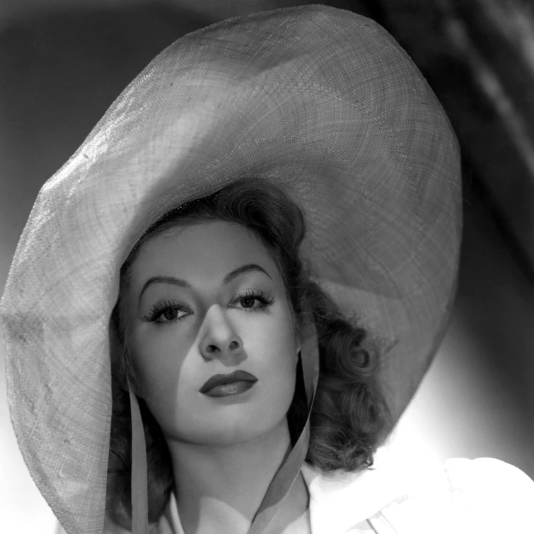 Greer Garson 1941 Photo Print (16 x 20)