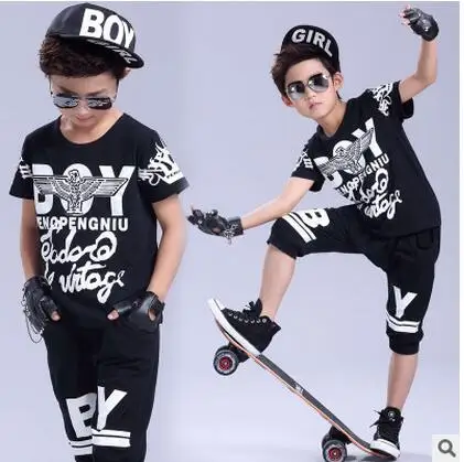 2017 spring summer childrens clothing set Boy Girl Costumes skateboard Striped shorts Hip Hop dance T