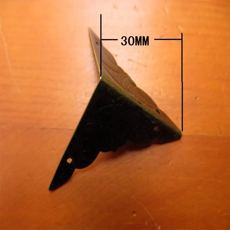 30MM Antique furniture corners on both sides Wooden Gift wrap angle