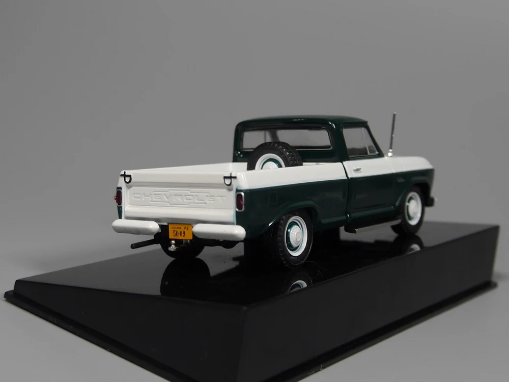 Auto Inn ixo 1:43 Chevrolet C 14 1964 Dicast modell auto