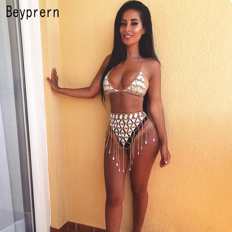 beach festival outfits