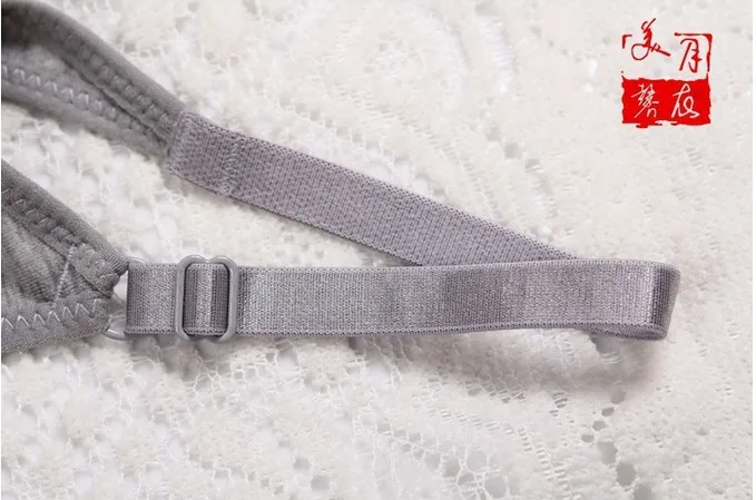 Бюстгальтер без косточек широком низком каблуке с боковой молнией в ...