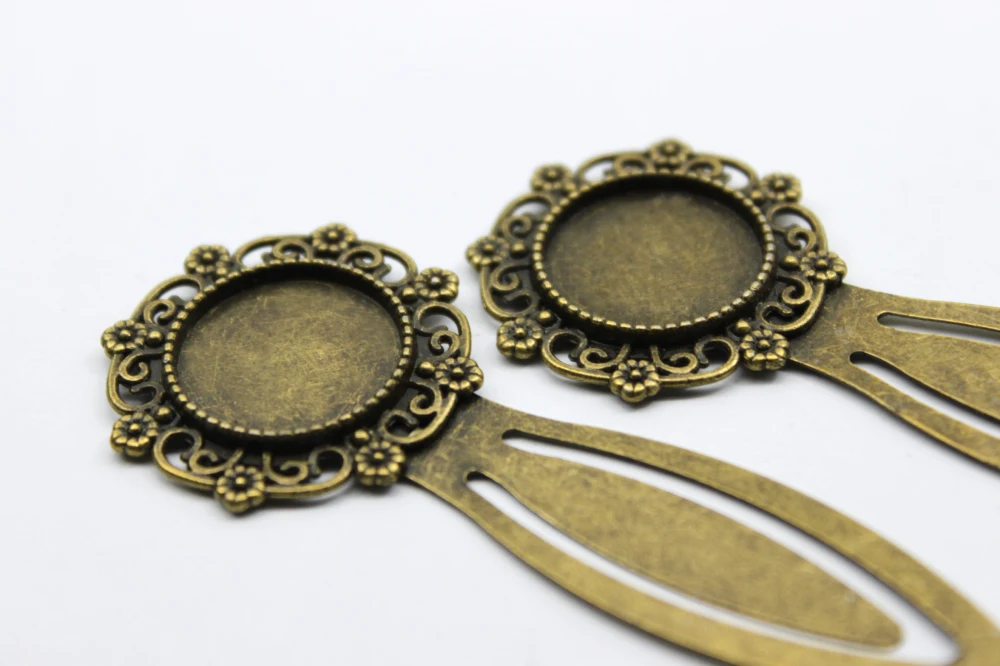 

ZEROUP BA-005 / 10pcs/lot Antique Bronze Bookmark With 18mm Round Cabochon Base Mountings jewelry embellishment Blank Charms