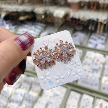 

MENGJIQIAO 2019 Korean New Elegant Flower Shiny Cubic Zircon Stud Earrings For Women Cute Crystal Boucle D'oreille Girls Jewelry