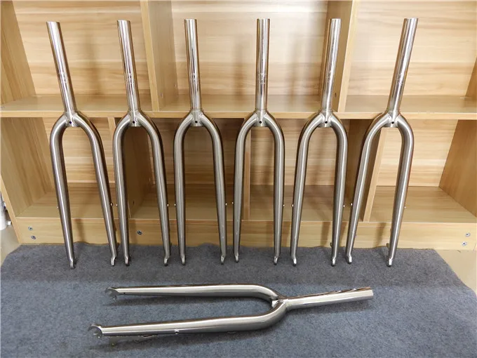 

no logo Bicycle Hard Fork 26 "27.5" 700c" CR-MO mountain mtb bicycle road bike forks rigid Disc Brake bicycle parts