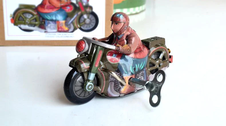 

Retro clockwork tin toys Classic clockwork tin two single motorcycle Collection