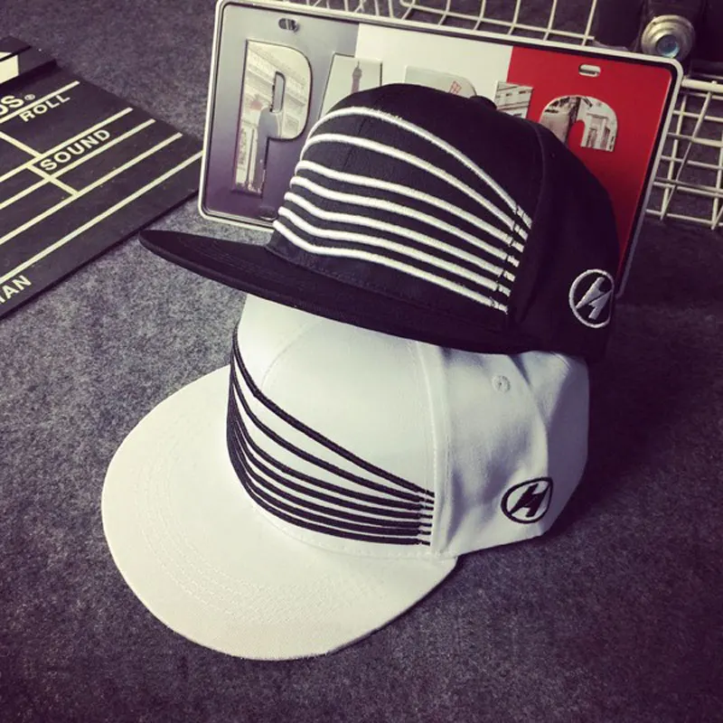 Nuevos Hombres de la Moda Para Mujer Casual Cappelli Snapbacks Caps Hip Hop de Beisbol Casquette Sombreros Triángulo Bordado Carta Gorras de Béisbol