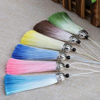 

12pcs/lot 8cm Gradient color tassels silk fringe sewing bangs tassel trim decorative key tassels for curtains home decoration