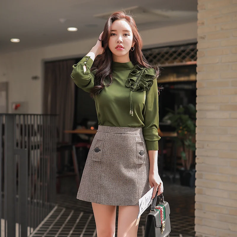 

Dabuwawa New Vintage Ruffles Blouse Women Ladies Army Green Turtleneck Long Sleeve Casual Korean Fashion Shirts D18CCF004