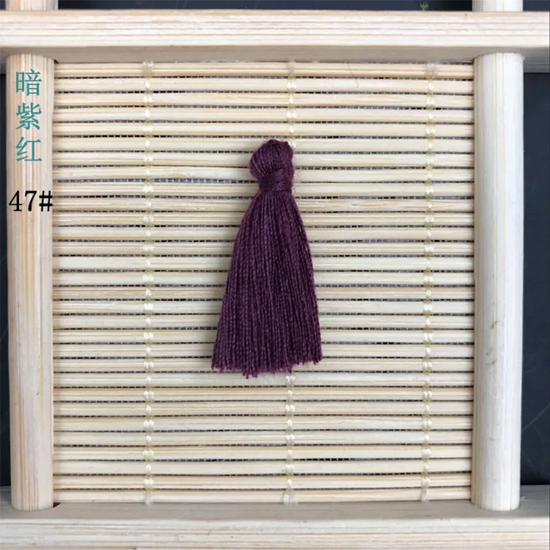 100PCS 3CM Mini Cotton Thread Fabric Tassel DIY Pendant Jewelry Key Making Fringe Trim Craft Tassels Sewing Accessories - Цвет: 47