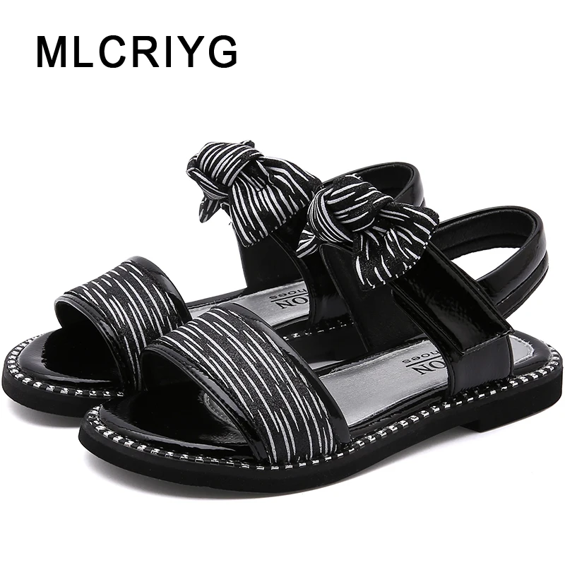 

New 2019 Summer Kids Princess Sandals Baby Girls Bow Beach Sandals Children Pu Leather Sandals Soft Fashion Black Brand Shoes