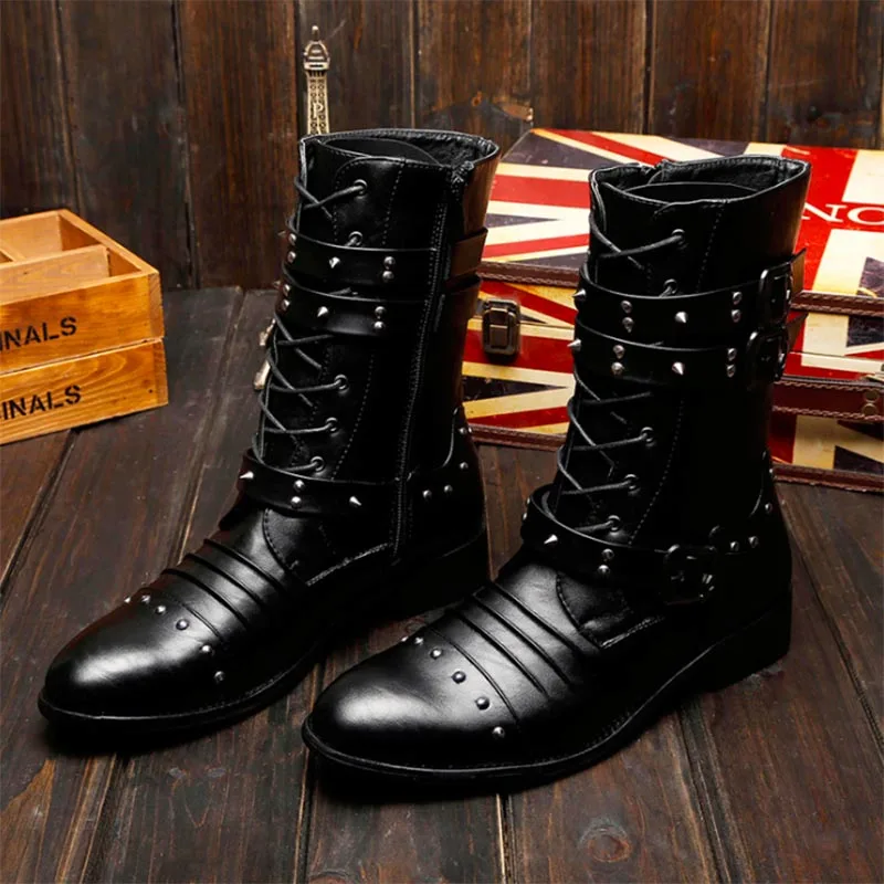 

The new Bullock Martin shoes men boots rivets carved Vintage Leather Boots round scalp Black men's leather boots